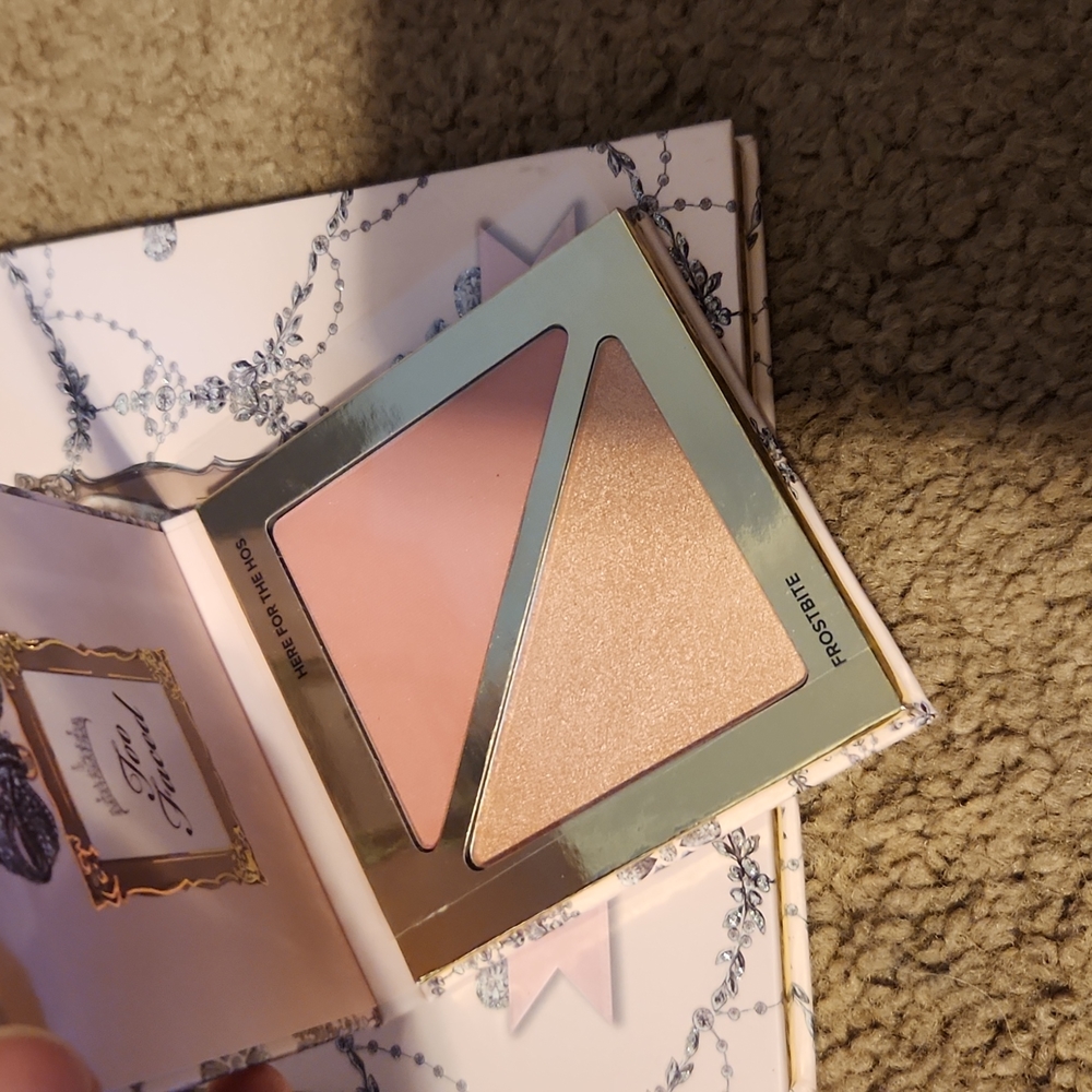 Too faced make up bundle New - Picture 3 of 4